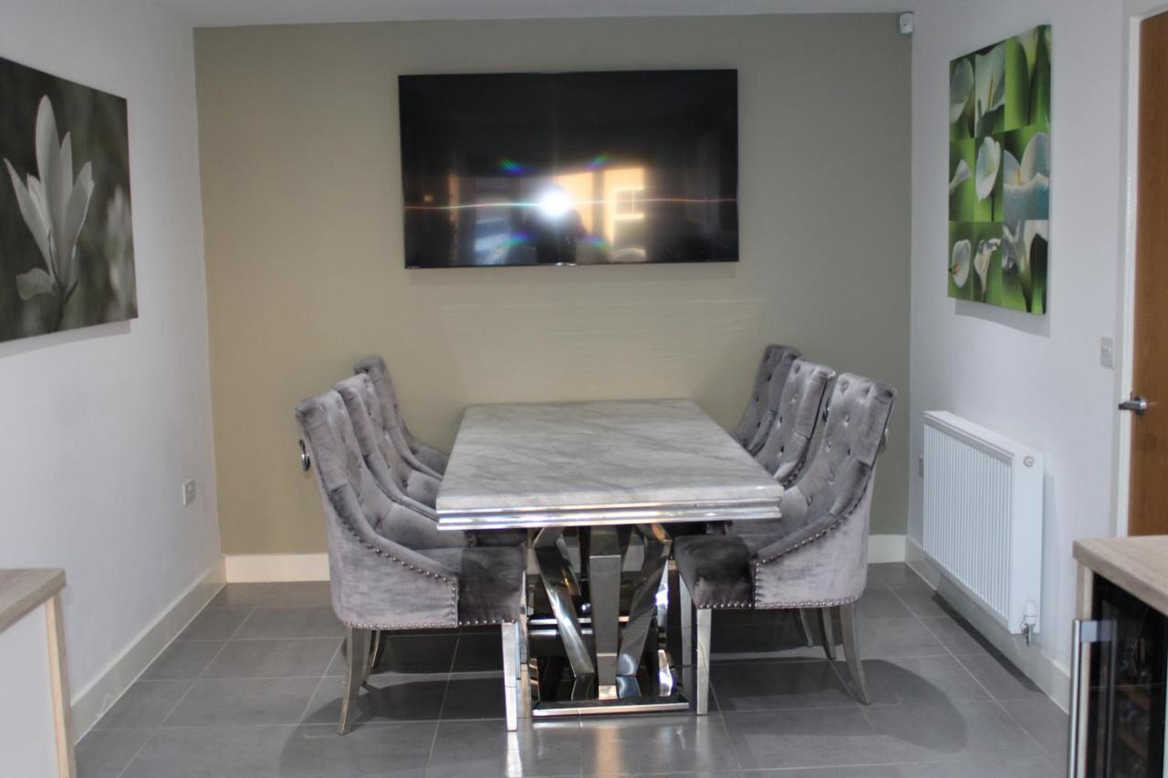 Haven - Spacious Luxury Home Perfect For Families, Couples And Contractors! 5Mins To Xscape And Junction 32! Castleford Ngoại thất bức ảnh